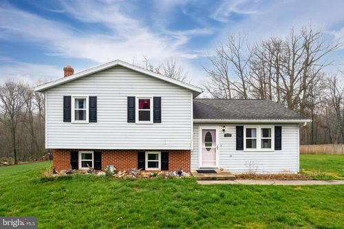 523 W Ridge Loop Rd, ROMNEY, WV, 26757-6370 | Card Image
