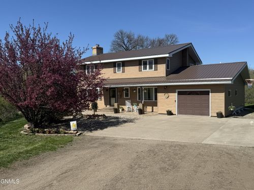 8044 Highway 83, Linton, ND, 58552-9013 | Card Image