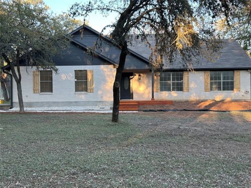 520 Hunter Ridge Rd, San Marcos, TX, 78666-1207 | Card Image