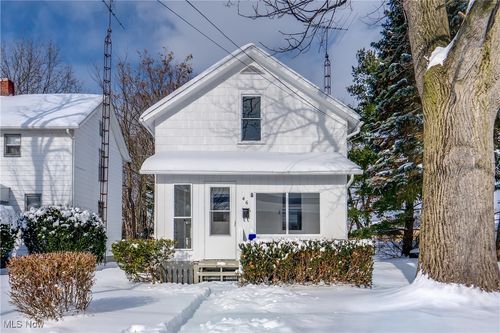 46 Rosenberry St, Alliance, OH, 44601-3078 | Card Image