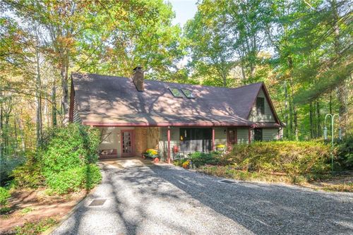 3314 Vienna Dozier Rd, Pfafftown, NC, 27040-8459 | Card Image