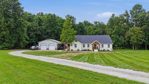 10 Mcmeen Ln, Fayetteville, TN, 37334-7312 | Card Image