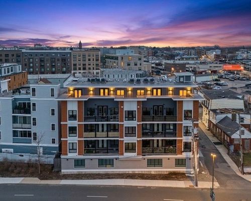 ph501-85 Willow Ct, Boston, MA, 02125-1678 | Card Image