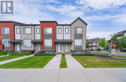 231 Copperstone Pk Se, Calgary, AB, T2Z5E4 | Card Image