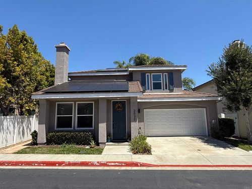 2032 Freedom Way, Vista, CA, 92081 | Card Image