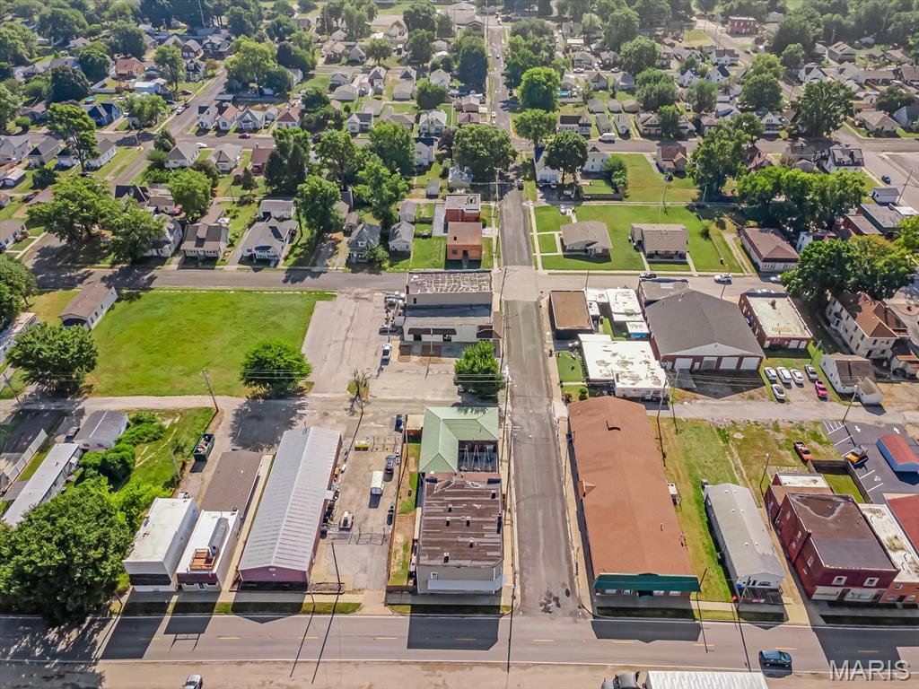 Commercial Sale in Dupo 3