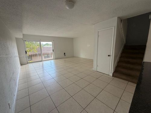 apt-3-3751 Nw 115th Way, Coral Springs, FL, 33065-2654 | Card Image