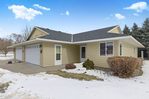 103 7th St N, Cold Spring, MN, 56320-4614 | Card Image