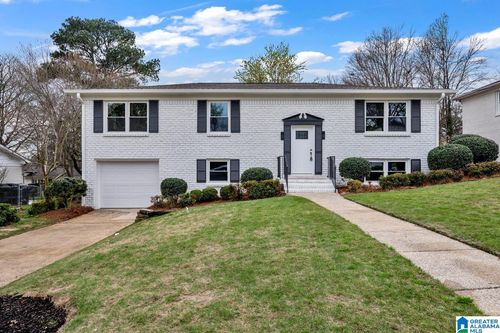 536 Edgeknoll Dr, Homewood, AL, 35209-5912 | Card Image