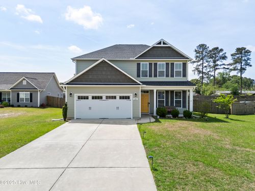 261 Bronze Dr, Rocky Point, NC, 28457-1411 | Card Image