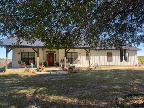 1002 152 Highway, Humphrey, AR, 72073 | Card Image