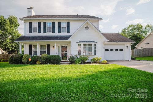 920 Woodhill Dr, Fletcher, NC, 28732-9293 | Card Image
