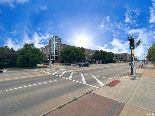 suite-202-1601 River Dr, Moline, IL, 61265-1494 | Card Image