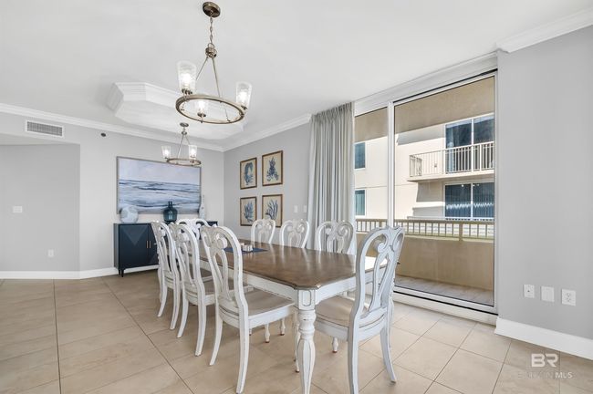 Dining Area | Image 10