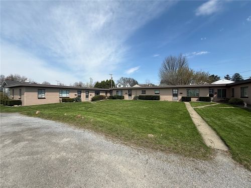 50 N Crescent Dr, Hermitage, PA, 16148-1776 | Card Image
