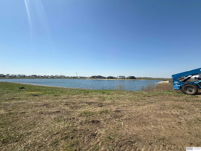 4697 E 21 St Ave, Townhouse with 3 bedrooms, 3 bathrooms and 2 parking in Fremont NE | Image 4