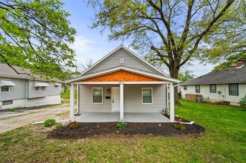 5533 Miami Ave, Kansas City, KS, 66106-1326 | Card Image
