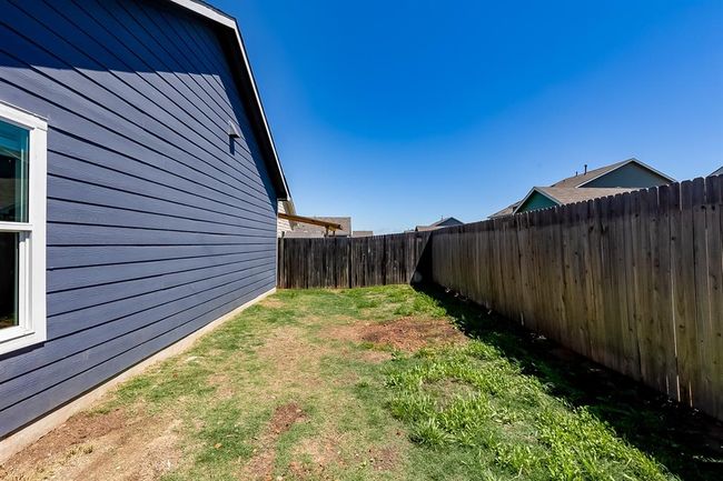 View of yard | Image 27