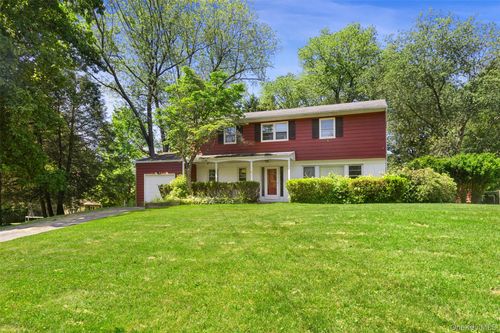 961 Lester Road, Yorktown, NY, 10598 | Card Image