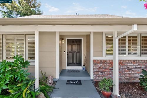 2173 Madrone Dr, Fairfield, CA, 94534-1716 | Card Image