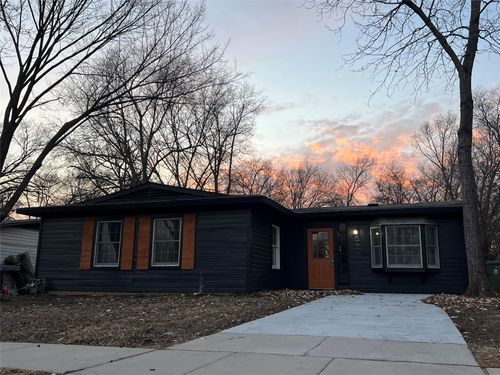 620 Samuels Ln, Arlington, TX, 76010-3108 | Card Image