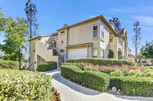 2063 Lakeridge Cir, Chula Vista, CA, 91913-2394 | Card Image