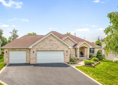 6659 Butterfield Dr, Cherry Valley, IL, 61016-9143 | Card Image