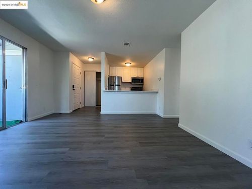 apt-19-29626 Red Oak Ct, Hayward, CA, 94544-6743 | Card Image