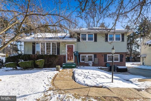 28 Ash Ave, WEST DEPTFORD, NJ, 08096-6301 | Card Image