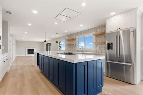 3019 Cresta Way, Laguna Beach, CA, 92651-2016 | Card Image