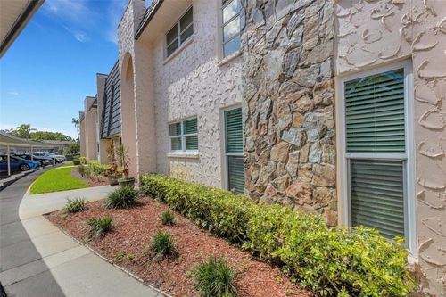 104-104 Fernwood Cir, SEMINOLE, FL, 33777-4849 | Card Image