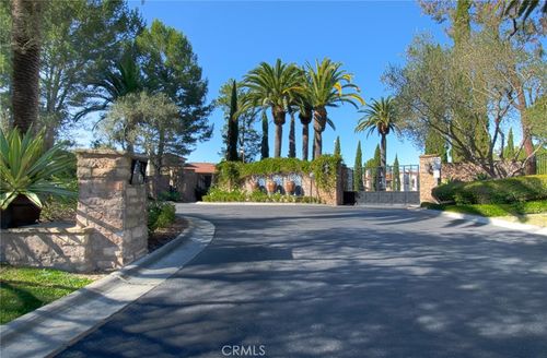 65 Mandria, Newport Coast, CA, 92657-1307 | Card Image