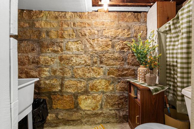 Basement Bathroom | Image 32