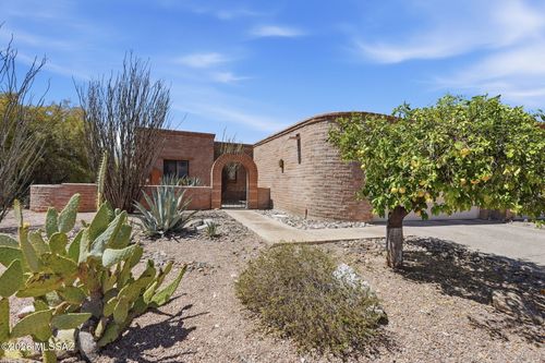 5790 E Chiricahua Trl, Tucson, AZ, 85750-1538 | Card Image