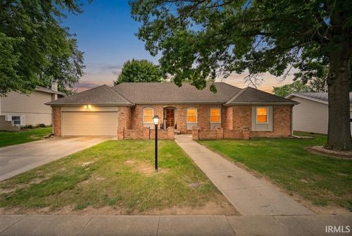 1311 W Roberts Ave, Marion, IN, 46952-1947 | Card Image