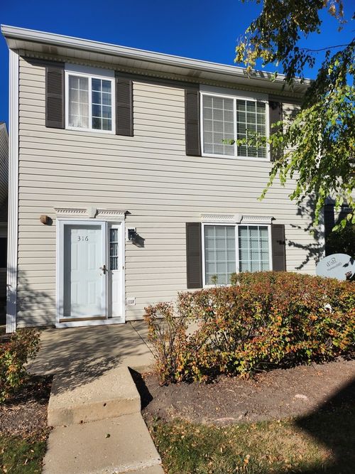 316-316 E Victoria Circle, North Aurora, IL, 60542 | Card Image