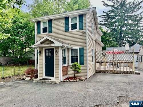 144 Phelps Ave, Englewood, NJ, 07631-4964 | Card Image