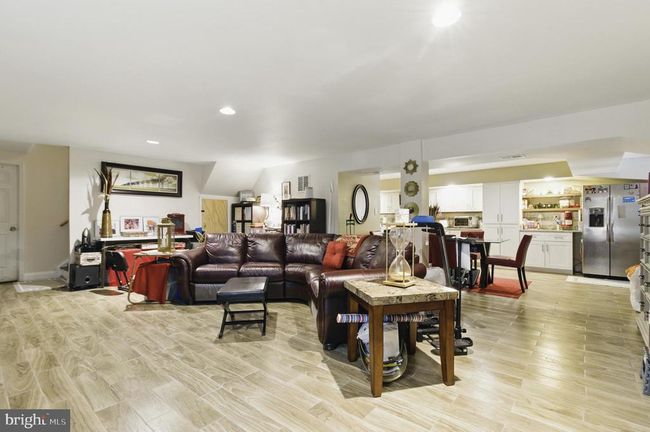 75 W Bay Front Rd, House other with 6 bedrooms, 4 bathrooms and null parking in LOTHIAN MD | Image 15