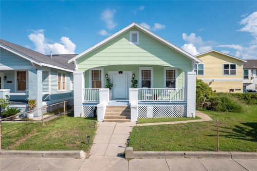 2912 Avenue R, Galveston, TX, 77550-7741 | Card Image