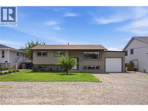 2555 Glenview Ave, Kamloops, BC, V2B4L5 | Card Image