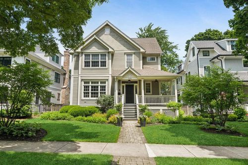 1732 Highland Ave, Wilmette, IL, 60091-2412 | Card Image