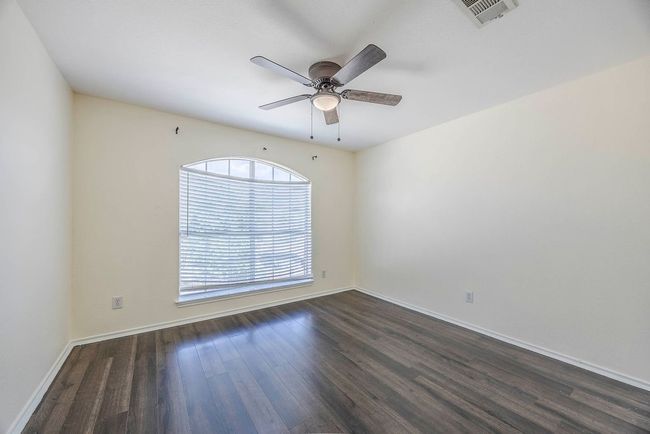 5936 Firethorn Dr, House other with 4 bedrooms, 3 bathrooms and null parking in Dallas TX | Image 32