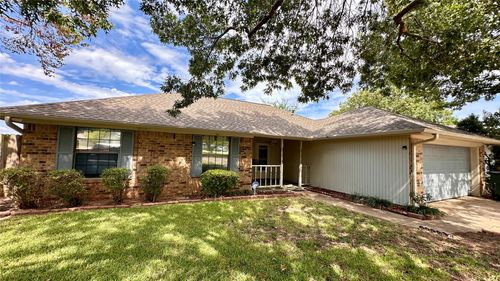 3404 S Carolina Dr, Sherman, TX, 75090-9125 | Card Image