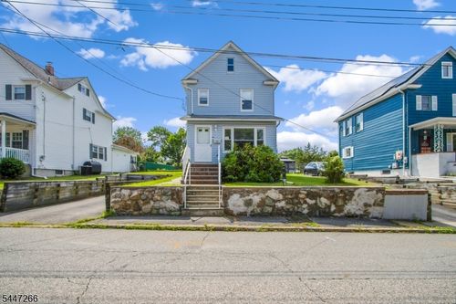 13 North St, Netcong, NJ, 07857-1604 | Card Image