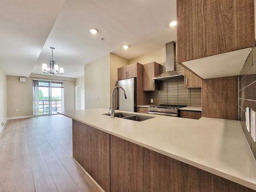 308-2889 E 1st Ave, Vancouver, BC, V5M0G2 | Card Image