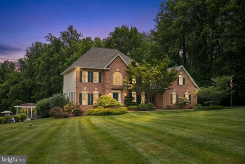 813 Saint Ann Dr, Street, MD, 21154-1654 | Card Image