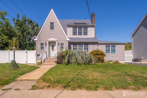 25 Milos Way, Port Reading, NJ, 07064-1704 | Card Image
