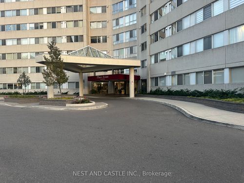 1807-3700 Kaneff Cres, Mississauga, ON, L5A4B8 | Card Image