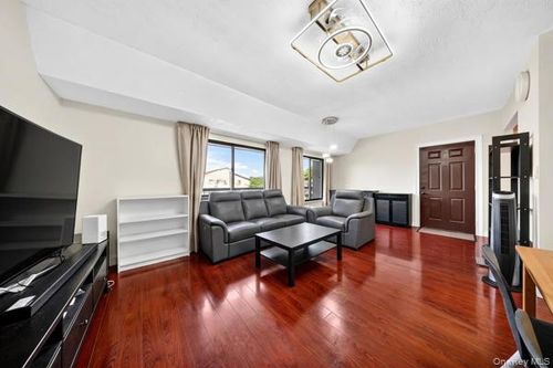 5-38 115th Street, New York, NY, 11356 | Card Image