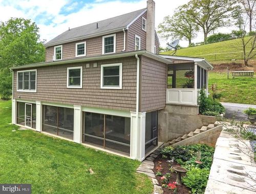 110 Wooltown Rd, WERNERSVILLE, PA, 19565-9631 | Card Image